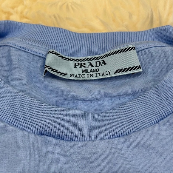 Prada Size XS Blue Cotton Crew Neck T-Shirt - Picture 2 of 10